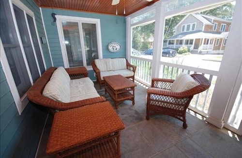 South Rehoboth House | 103 Rodney St - Seven Bedroom House, Sleeps 18