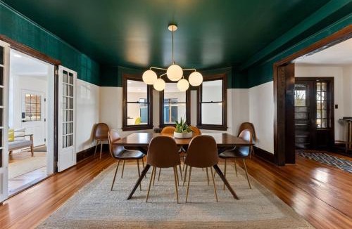 Wildwood House | 109 W Magnolia Ave
