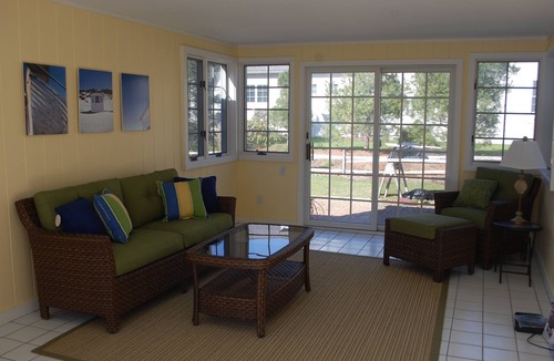 Northwest Harwich House | 1200 Feet to Beach-Meticulously clean and nicely decorated. Awesome location!
