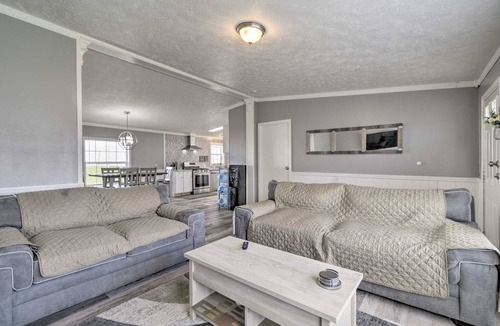 Seneca Falls Cottage | 124 m² Cabin ∙ 3 bedrooms ∙ 6 guests