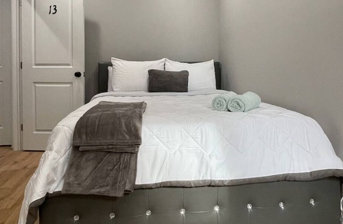 Primos Secane House | #13 NEW Cozy Room in Angora