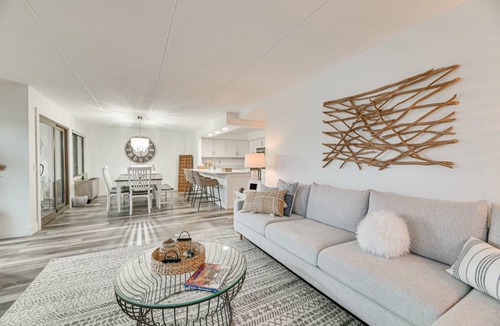 Canandaigua Apartment | 139 m² Apartment ∙ 3 bedrooms ∙ 7 guests
