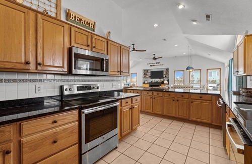Whalehead Beach House | 1427 - Infinity Shores - Oceanside Corolla | Pool, Hot Tub & Volleyball