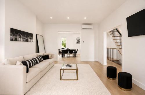Greenville House | 15 min to NYC, Spacious & Private 3BR Home
