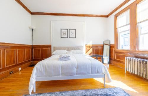 Oak Square House | 152 Quite & Bright & Spacious Apt in Brighton