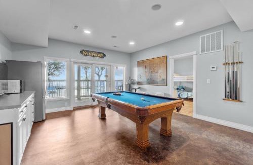 Monteray Shores House | 1528 - Sound and Color
