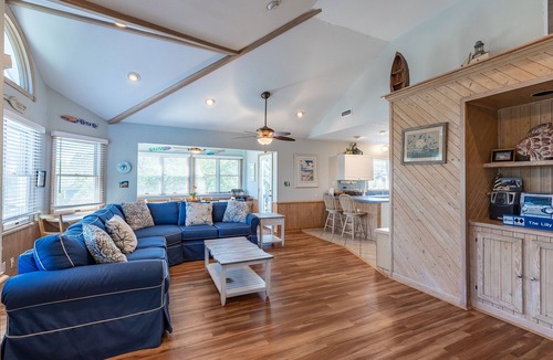 Ocean Sands House | 1789 - The Lilly Pad, Private Pool & Hot Tub in Ocean Sands