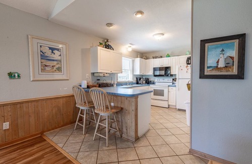 Ocean Sands House | 1789 - The Lilly Pad, Private Pool & Hot Tub in Ocean Sands