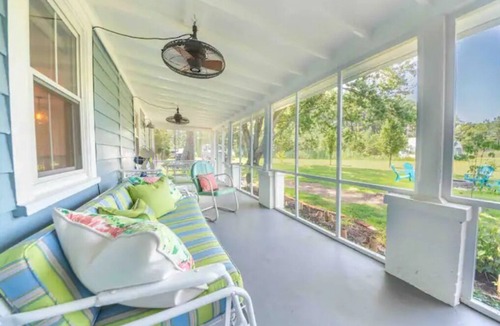 Windmill Point House | 1891 Coastal Charmer: fully renovated farmhouse