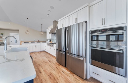 Ocean Sands House | 1920 - Captain's Corner - Corolla Retreat for 28 | Pool, Hot Tub & Theater