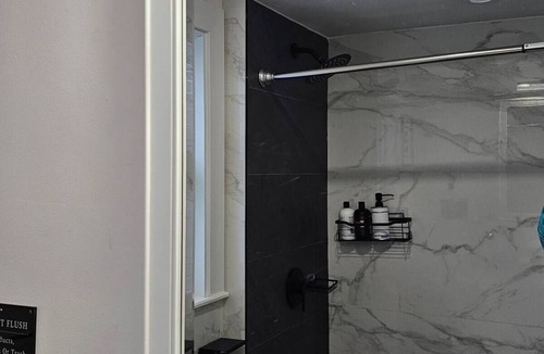 Irvington Apartment | 1bed + 1.5bath -New Luxe Retreat near EWR/NYC/Major Hospitals
