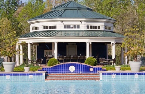 Berkeley Condo | 2 BDRM CONDO GREENSPRINGS RESORT- INDOOR POOL, SPORTS COURTS, GOLF & MUCH MORE