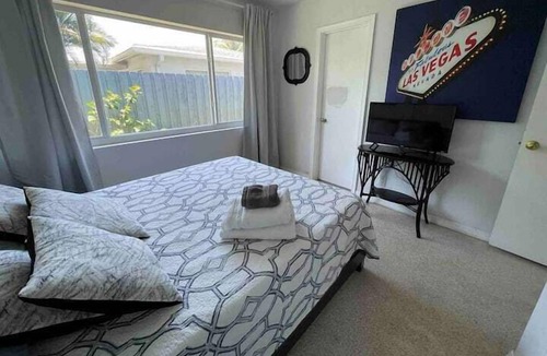 Central Business District Apartment | 2 Bedroom 798815 by Houzlet