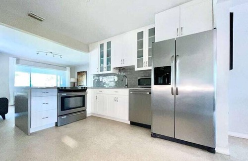Central Business District Apartment | 2 Bedroom 798815 by Houzlet