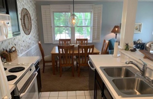 Sunset Beach Condo | 2 bedroom accommodation in Sunset Beach