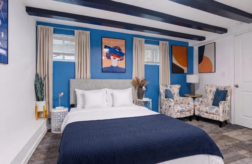 Sheepshead Bay Apartment | 2 Bedroom Beach Front Gem