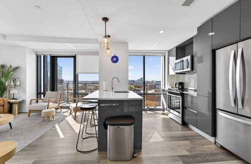 South End Apartment | 2-bedroom Boutique Suite in SoWa Boston