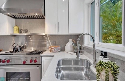 Tarpon River House | 2-bedroom charming house in Fort Lauderdale & walking distance to Las Olas Blvd.