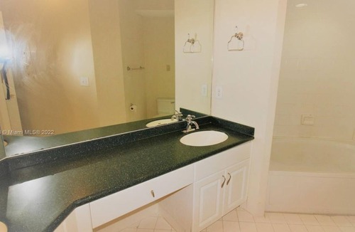 Aventura Condo | 2 Bedroom Condo 439084 by Houzlet