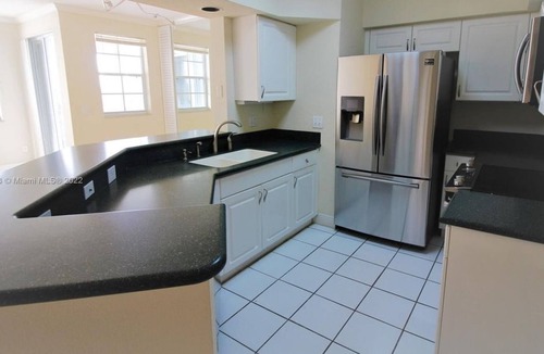 Aventura Condo | 2 Bedroom Condo 439084 by Houzlet