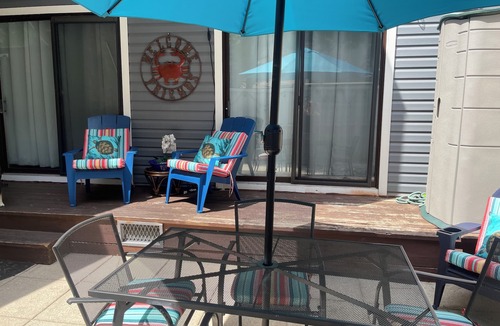 Caine Woods Condo | 2-bedroom condo with pool in lovely Ocean City with WiFi, AC
