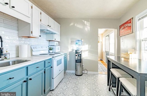 Piney Point Cottage | 2 Bedroom Cozy Beach Cottage with Water Access