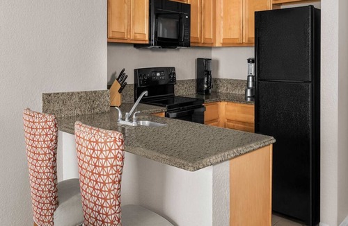 Survey Creek Condo | 2 Bedroom Deluxe in Pompano Beach, FL, 4 Miles From The Beach!