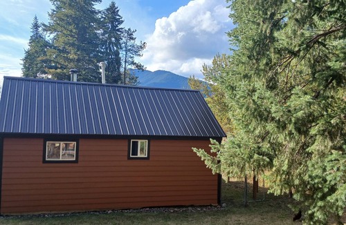 Martin City House | 2 bedroom house perfectly located for your Glacier National Park adventures!