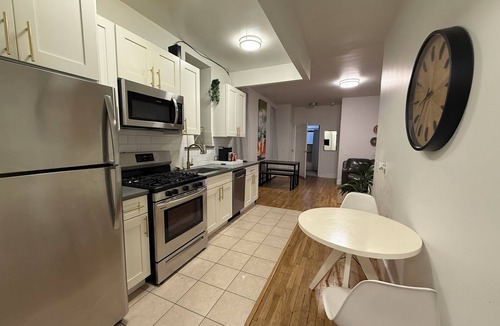 Manhattan Valley Condo | 2-bedroom in beautiful New York. Near Columbia Uni, Central Park, Morningside Pk
