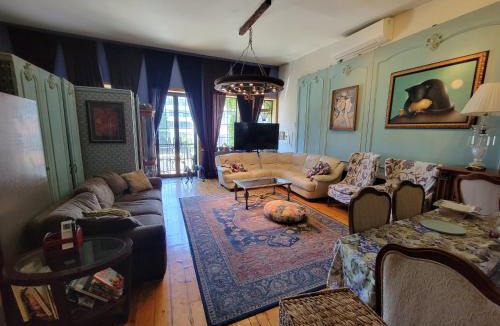 Hackensack River Waterfront Apartment | 2 bedroom Loft in Old Fire house 35 min from manhattan