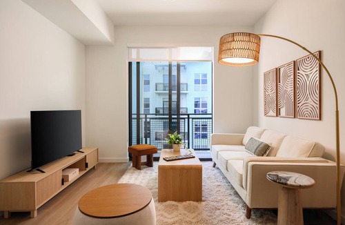 Midtown Apartment | 2 Bedroom Suite w/Balcony, Pool | Edgewater Stay