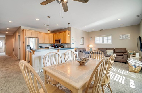 Wildwood Condo | 2 Blocks to Beach: Cozy Retreat in Wildwood!