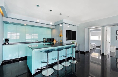 South Beach Apartment | 2 Br/2 Bth Deluxe Penthouse on Ocean Drive