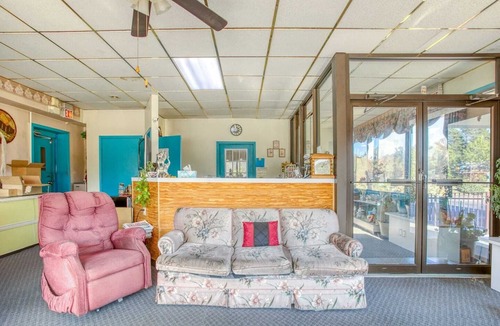 Templeton Apartment | 2 Full Bed|Smoking|Petersburg VA