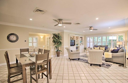 South Corals House | 2 Mi to Beach! Oakland Park Home w/Outdoor Oasis