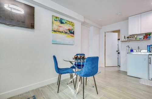Miami Gardens Apartment | 2 Mi to Hard Rock Stadium: Studio in Miami Gardens