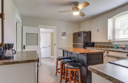 Carthage House | 2 Mi to Spring River Fishing! Quiet Escape w/Yard