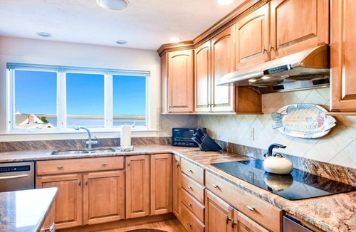 East Orleans House | 2 Min Walk to Private Beach & Boat Launch!