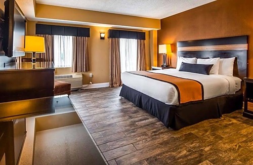 Newark Hotel | 2-Star Hotel ∙ Best Western Plus Newark Airport West