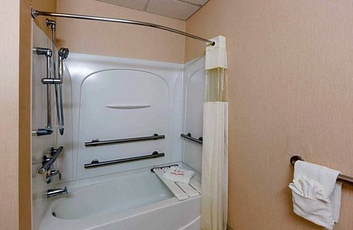Budd Lake Hotel | 2-Star Hotel ∙ Days Inn by Wyndham Budd Lake