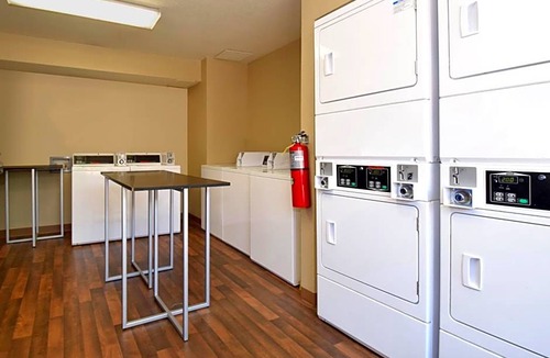 Boca Raton Hotel | 2-Star Hotel ∙ Extended Stay America Suites - Boca Raton - Commerce