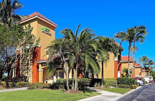 Boca Raton Hotel | 2-Star Hotel ∙ Extended Stay America Suites - Boca Raton - Commerce