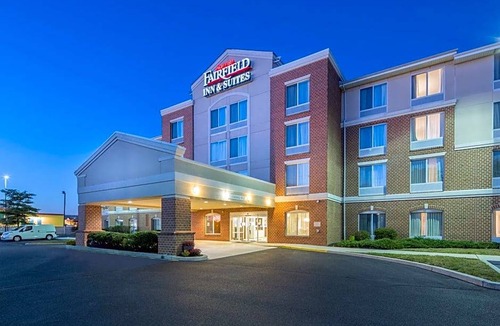 Dover Hotel | 2-Star Hotel ∙ Fairfield Inn & Suites by Marriott Dover