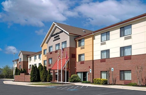 Lexington Park Hotel | 2-Star Hotel ∙ TownePlace Suites Lexington Park Patuxent River Naval Air Station