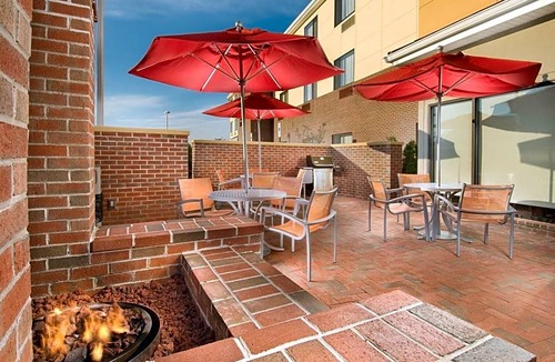 Lexington Park Hotel | 2-Star Hotel ∙ TownePlace Suites Lexington Park Patuxent River Naval Air Station