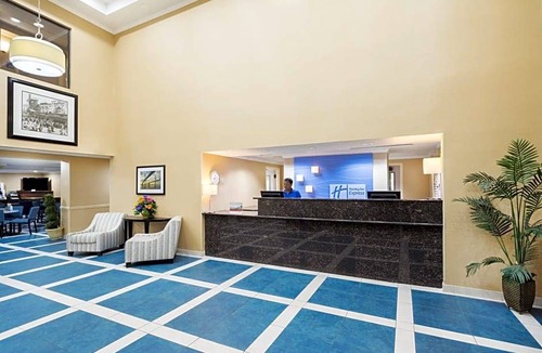 Pocomoke City Hotel | 2-Star Hotel ∙ Holiday Inn Express Pocomoke City, an IHG Hotel