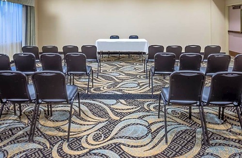 Pocomoke City Hotel | 2-Star Hotel ∙ Holiday Inn Express Pocomoke City, an IHG Hotel