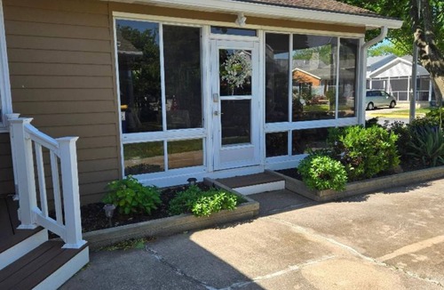 Country Club Estates House | 20% discount on your beach getaway! Sleeps 10. Near the beach and boardwalk.