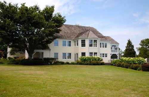Royal Oak House | 20% Off 5 Night Min. Waterfront, Hot Tub, Pool,Minutes to St.Michaels.