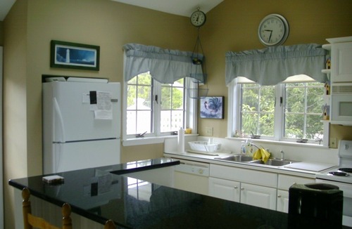 Loveladies House | 200 feet to the ocean on a private lane sits this wonderful 4 bedroom ranch